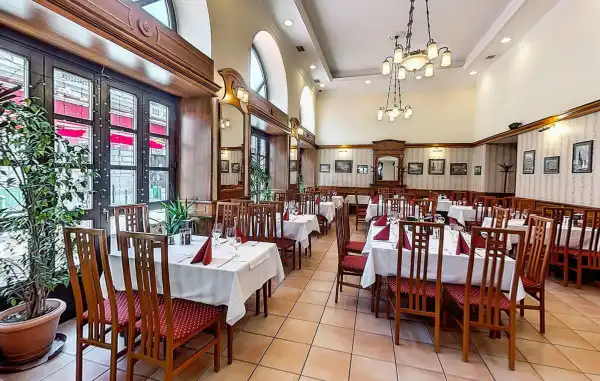 Kiadó vendéglátás, Budapest, IX. kerület 600 m² 3.96 M Ft/hó